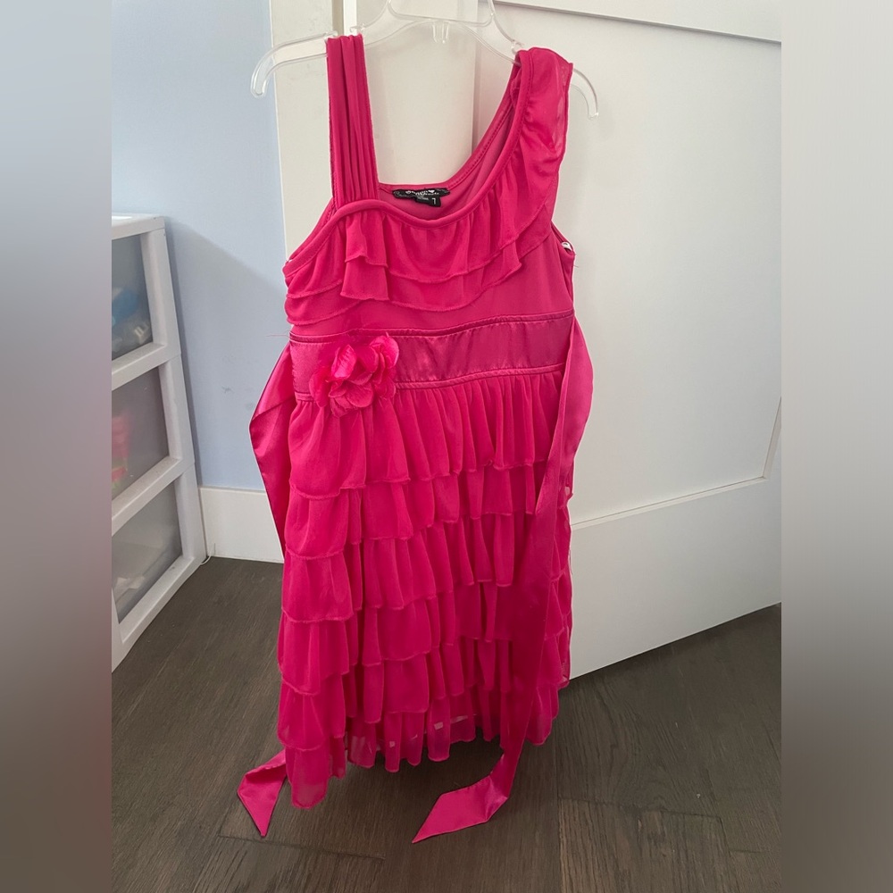 Like new girls dress size 7